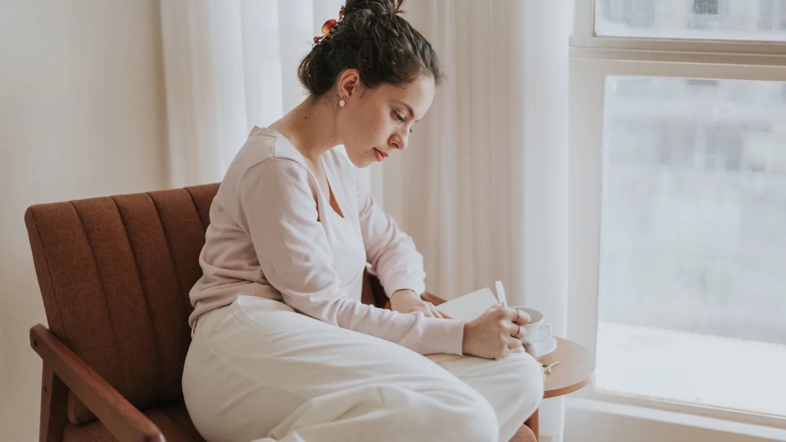Mommy issues: objawy, przyczyny i jak je przepracować