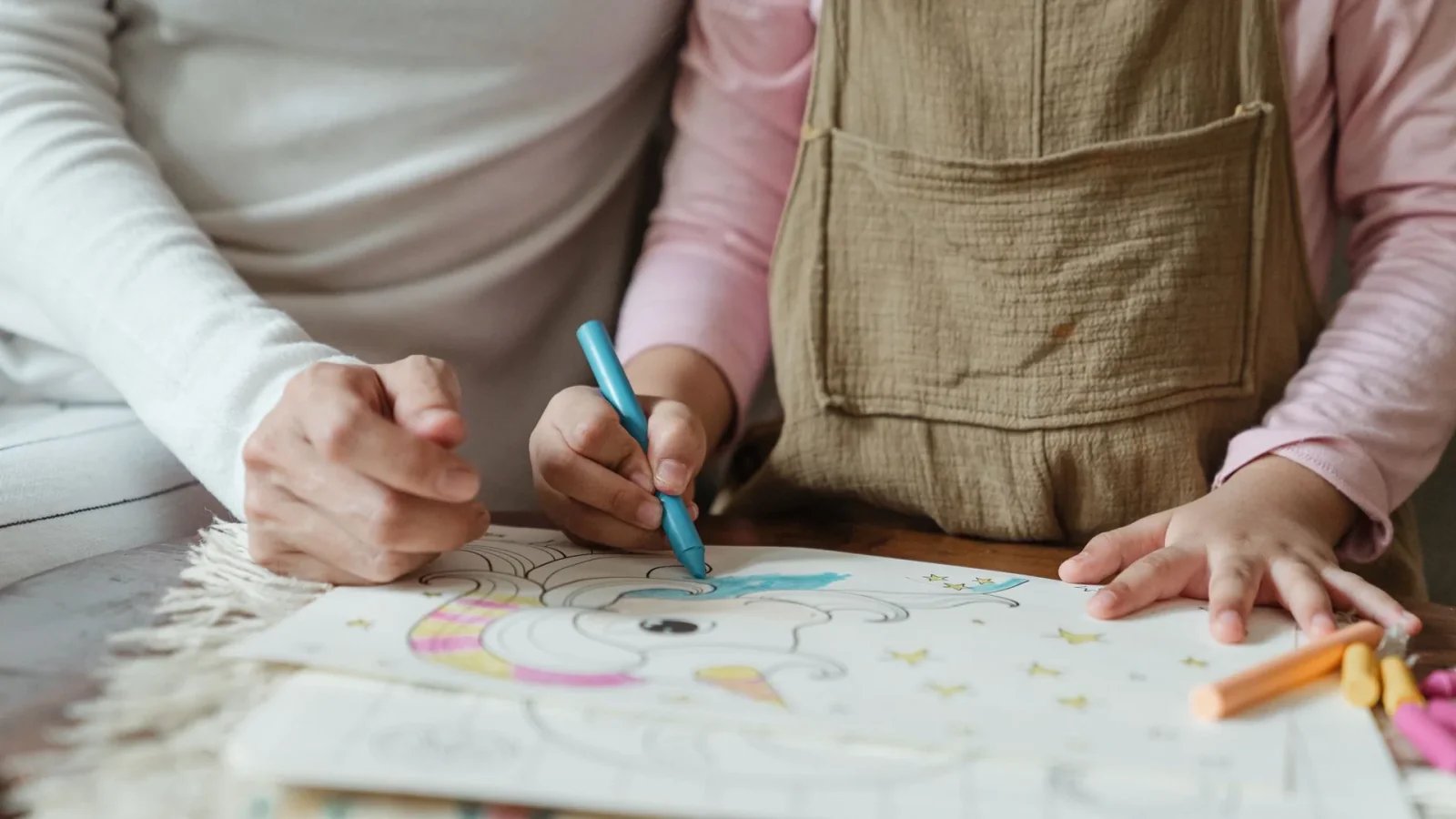 Wakacje z dzieckiem z ADHD: rutyna bez sztywnego planu